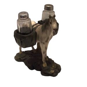 Horse Salt & Pepper Holder